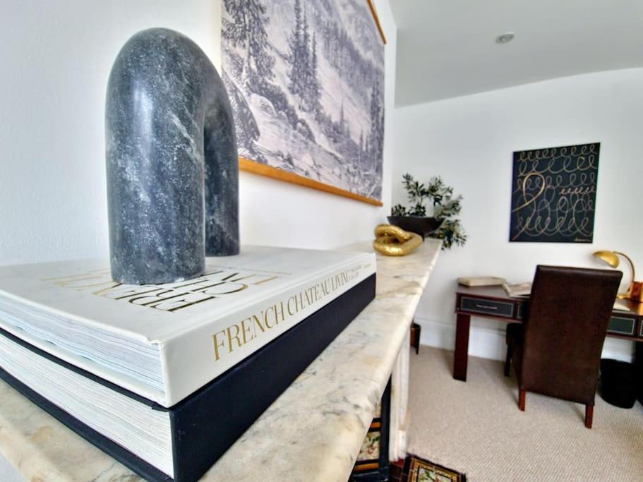The Stray Adjacent, Interior-Designed 2-Bed Apartment- Luxury Harrogate Exterior foto